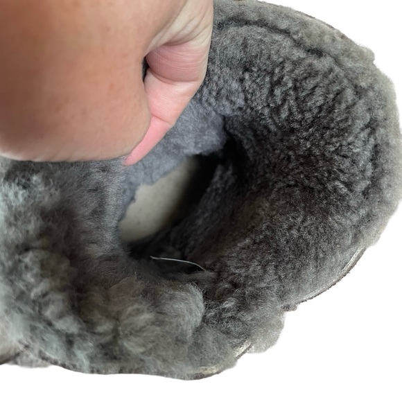 UGG Constantine Lamb Shearling Lined Boots Size 8 - Picture 8 of 9